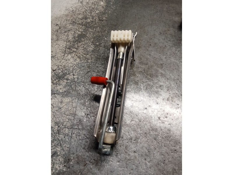 Recambio de gato para mercedes-benz clase c (w203) c 200 kompressor (203.045) referencia OEM IAM A2035830315  