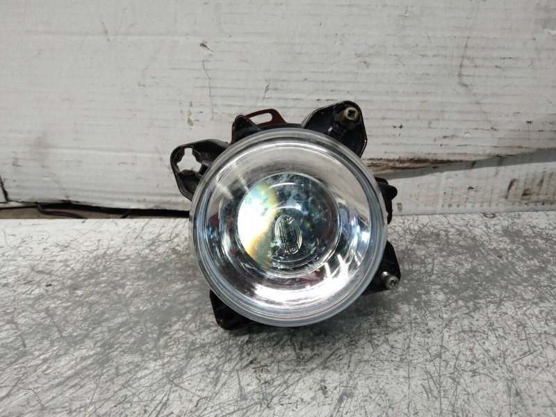 Recambio de faro antiniebla derecho para santana 300 1.6 hdi referencia OEM IAM   