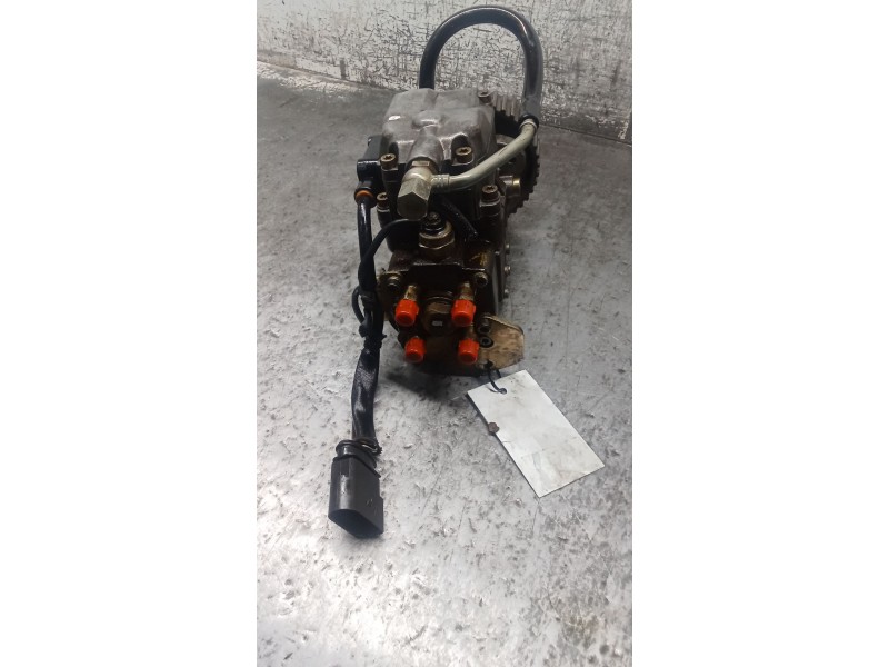 Recambio de bomba inyeccion para audi a3 (8l1) 1.9 tdi referencia OEM IAM 038130107D 0460404977 BOSCH