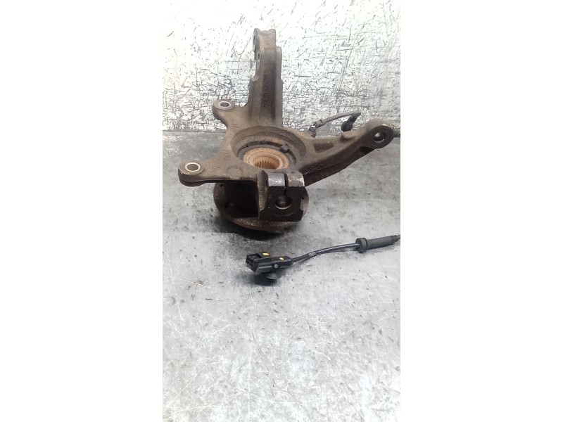 Recambio de mangueta delantera derecha para dacia dokker furgoneta/monovolumen 1.6 lpg referencia OEM IAM   