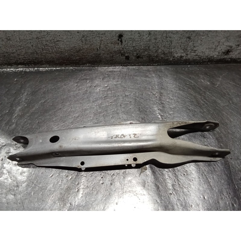 Recambio de brazo suspension inferior trasero izquierdo para mercedes-benz clase b sports tourer (w246, w242) b 180 cdi / d (246