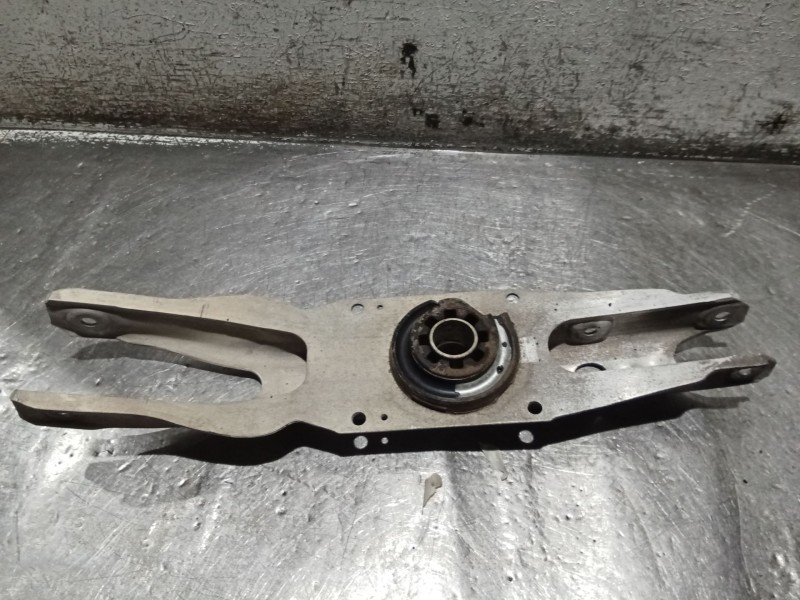 Recambio de brazo suspension inferior delantero derecho para mercedes-benz clase b sports tourer (w246, w242) b 180 cdi / d (246