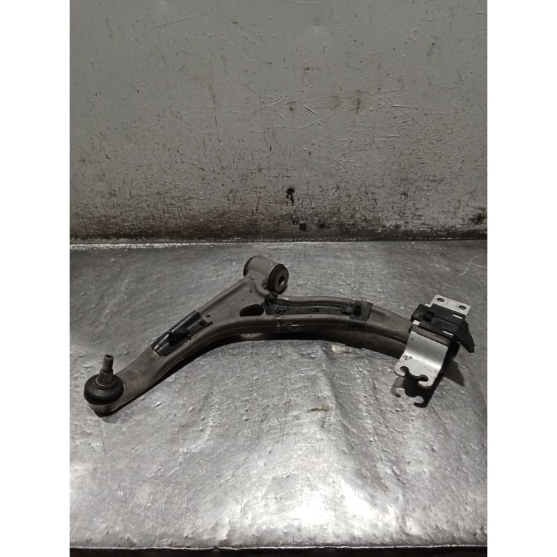 Recambio de brazo suspension inferior delantero izquierdo para mercedes-benz clase b sports tourer (w246, w242) b 180 cdi / d (2