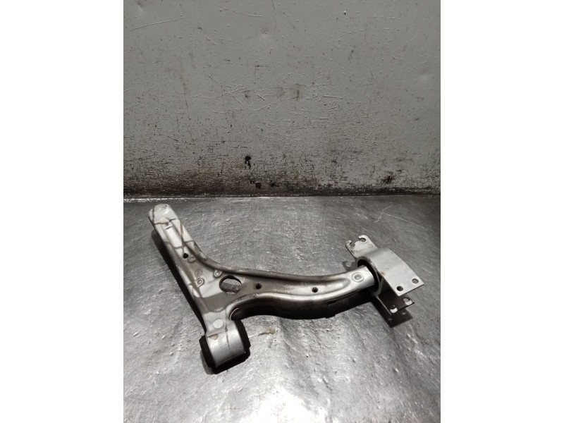 Recambio de brazo suspension inferior delantero izquierdo para mercedes-benz clase b sports tourer (w246, w242) b 180 cdi / d (2