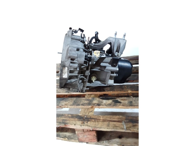 Recambio de caja cambios para dacia dokker furgoneta/monovolumen 1.6 lpg referencia OEM IAM JR5361 5V A020659