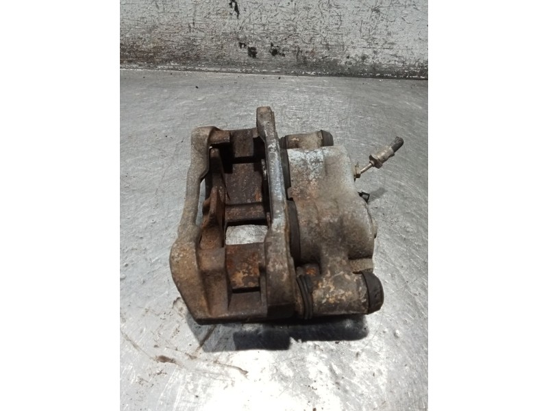 Recambio de pinza freno trasera derecha para nissan cabstar 09.06 3.0 diesel referencia OEM IAM   