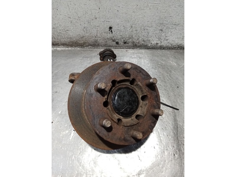 Recambio de mangueta delantera izquierda para nissan cabstar 09.06 3.0 diesel referencia OEM IAM   