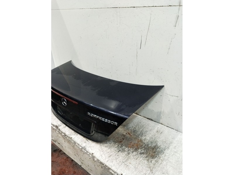 Recambio de tapa maletero para mercedes-benz clase c (w203) c 200 kompressor (203.045) referencia OEM IAM  4P VER FOTOS