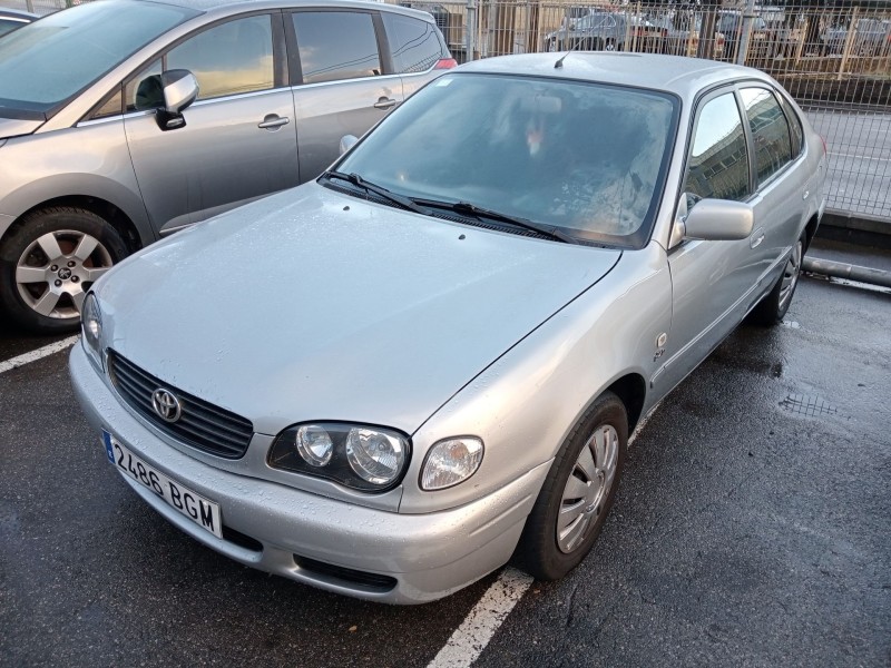 toyota corolla liftback (_e11_) del año 2001