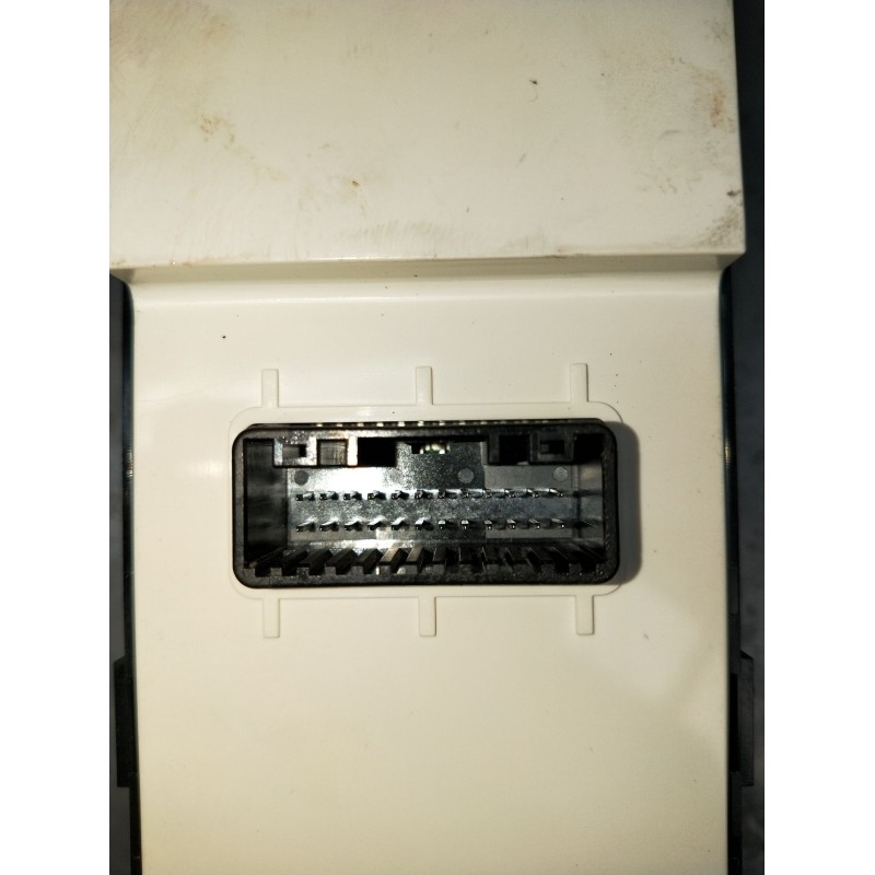 Recambio de mando elevalunas delantero izquierdo para kia optima (jf) 1.7 crdi referencia OEM IAM 93570D4AG0BYF 0005034 4P