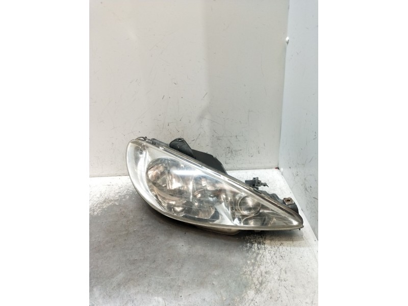 Recambio de faro derecho para peugeot 206 sw (2e/k) 1.4 hdi referencia OEM IAM  VER FOTOS 