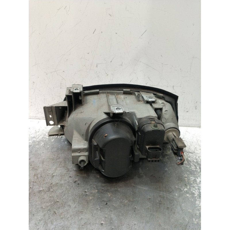 Recambio de faro derecho para renault clio i (b/c57_, 5/357_) 1.2 (5/357y, 5/357k) referencia OEM IAM   