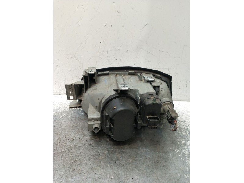 Recambio de faro derecho para renault clio i (b/c57_, 5/357_) 1.2 (5/357y, 5/357k) referencia OEM IAM   