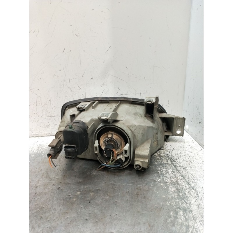 Recambio de faro izquierdo para renault clio i (b/c57_, 5/357_) 1.2 (5/357y, 5/357k) referencia OEM IAM   
