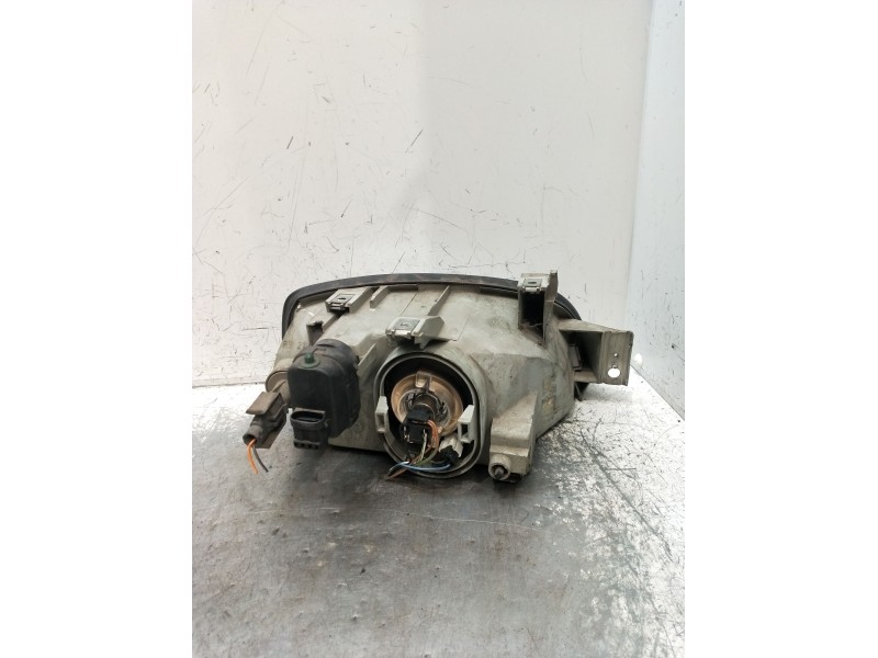 Recambio de faro izquierdo para renault clio i (b/c57_, 5/357_) 1.2 (5/357y, 5/357k) referencia OEM IAM   