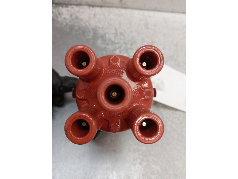 Recambio de delco para opel corsa b (s93) 1.4 i (f08, f68, m68) referencia OEM IAM 0237521024 0986237663 