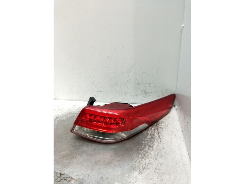 Recambio de piloto trasero derecho para kia optima (jf) 1.7 crdi referencia OEM IAM   