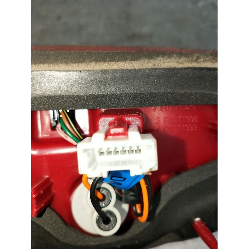 Recambio de piloto trasero derecho interior para kia optima (jf) 1.7 crdi referencia OEM IAM   