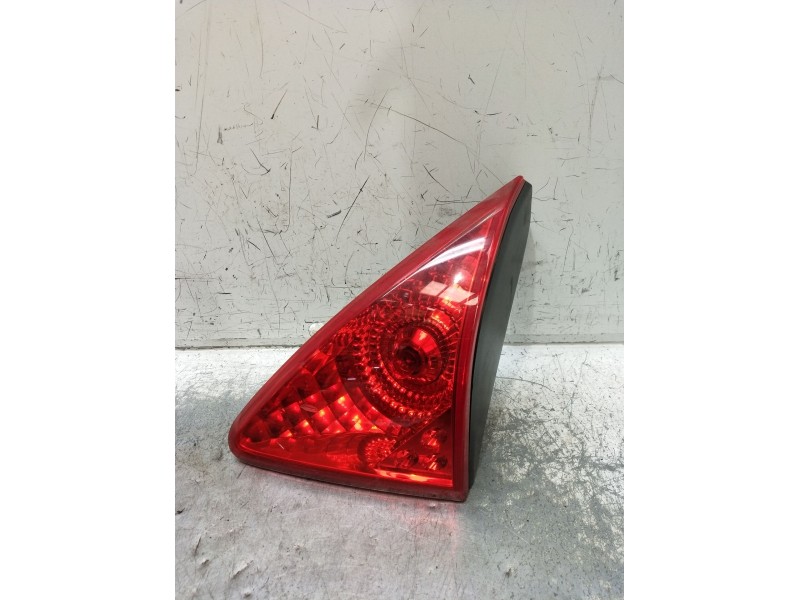 Recambio de piloto trasero izquierdo interior para peugeot 3008 2.0 16v hdi fap cat (rhh / dw10cted4) referencia OEM IAM   