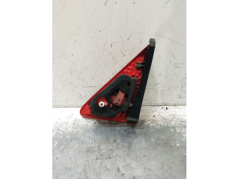 Recambio de piloto trasero derecho interior para peugeot 3008 2.0 16v hdi fap cat (rhh / dw10cted4) referencia OEM IAM   