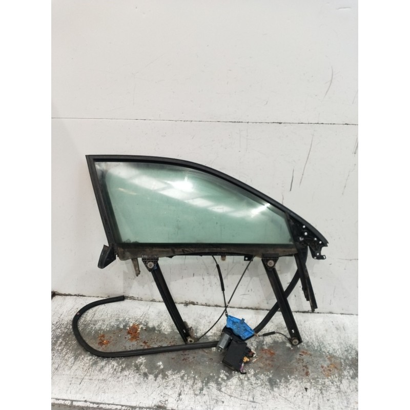 Recambio de elevalunas delantero derecho para audi a4 b6 (8e2) 1.9 tdi referencia OEM IAM 8E0837462A  