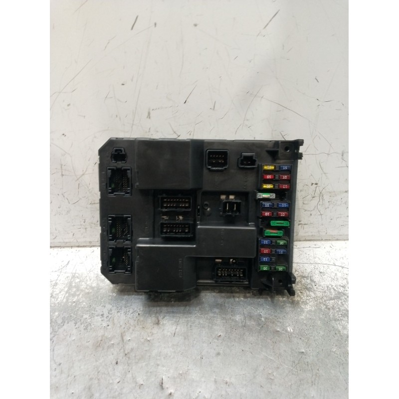 Recambio de caja reles / fusibles para peugeot 307 sw (3h) 1.6 hdi 110 referencia OEM IAM 9651197580 BSIJ0300 
