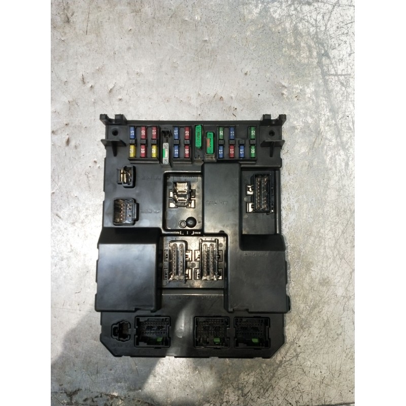 Recambio de caja reles / fusibles para peugeot 307 sw (3h) 1.6 hdi 110 referencia OEM IAM 9651197580 BSIJ0300 
