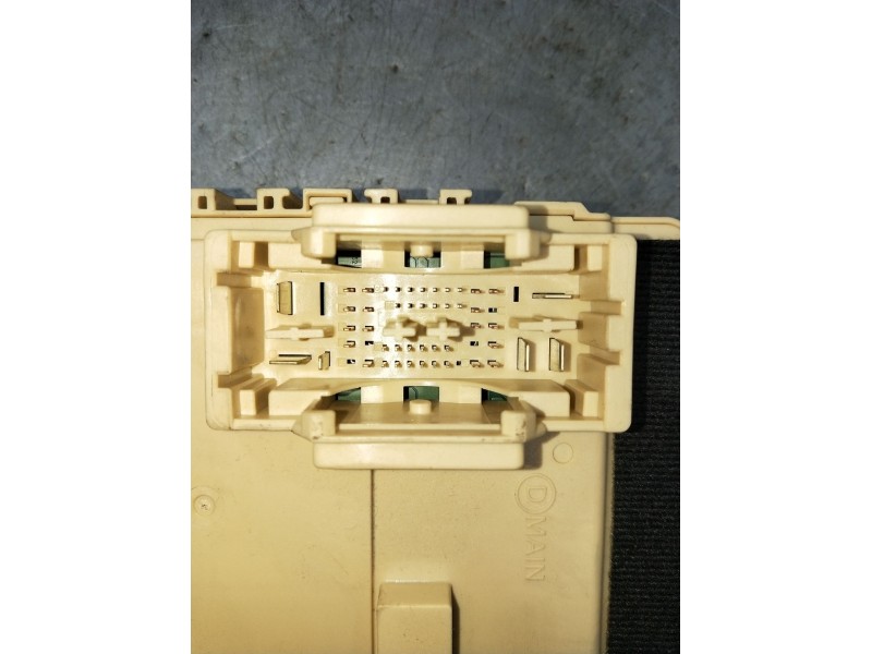 Recambio de caja reles / fusibles para kia optima (jf) 1.7 crdi referencia OEM IAM 91950D4111  