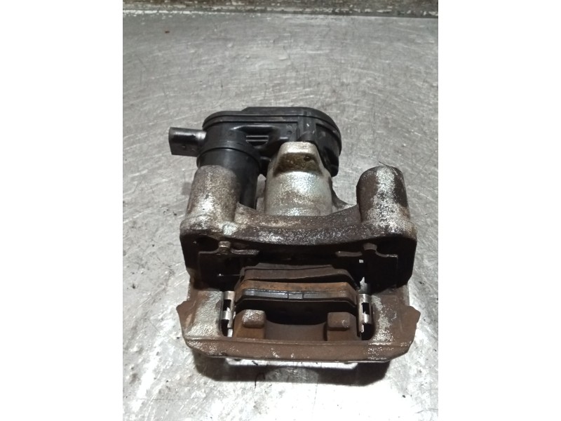 Recambio de pinza freno trasera derecha para kia optima (jf) 1.7 crdi referencia OEM IAM A558237700 1704040670 ELECTRICA