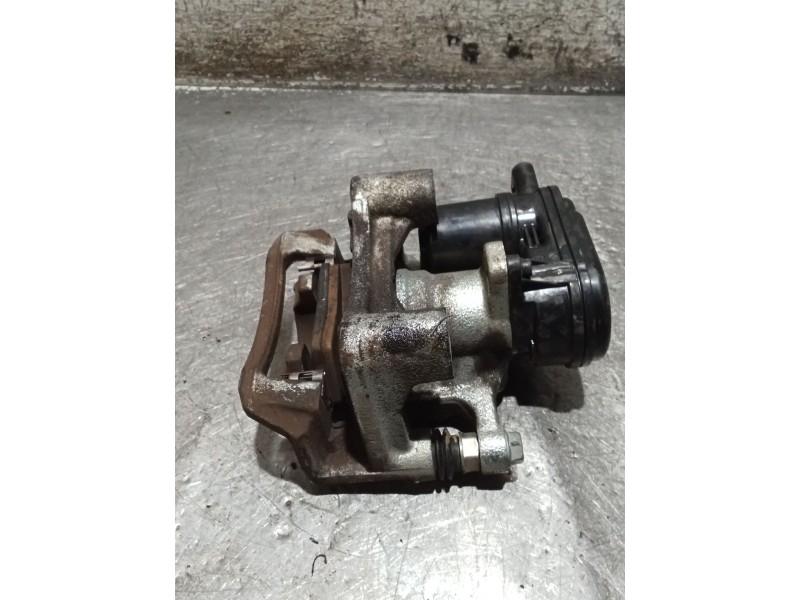 Recambio de pinza freno trasera derecha para kia optima (jf) 1.7 crdi referencia OEM IAM A558237700 1704040670 ELECTRICA