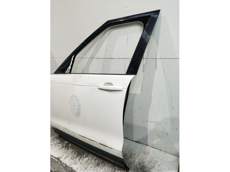 Recambio de puerta delantera izquierda para land rover discovery v (l462) 2.0 sd4 4x4 referencia OEM IAM  5P 