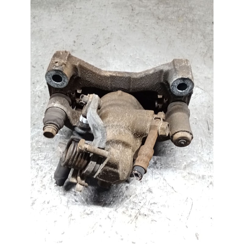 Recambio de pinza freno trasera izquierda para toyota corolla liftback (_e11_) 2.0 d-4d (cde110_) referencia OEM IAM   