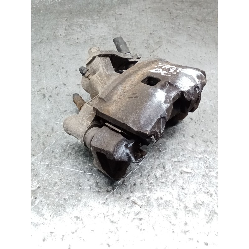 Recambio de pinza freno trasera derecha para toyota corolla liftback (_e11_) 2.0 d-4d (cde110_) referencia OEM IAM   