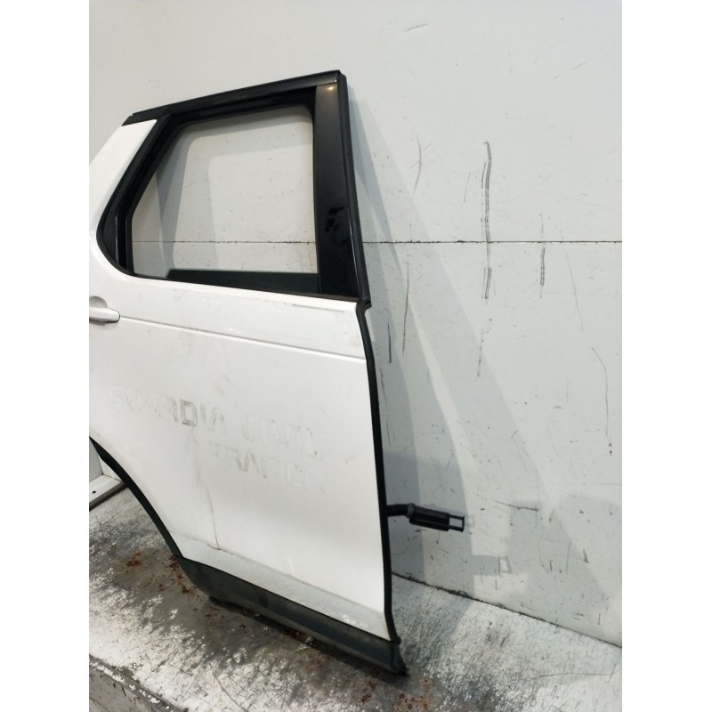 Recambio de puerta delantera derecha para land rover discovery v (l462) 2.0 sd4 4x4 referencia OEM IAM  5P 