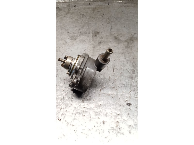 Recambio de depresor freno / bomba vacio para mercedes-benz sprinter 02.00  caja abierta 311 cdi (903.611-612-613) referencia OE