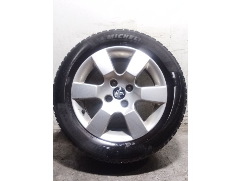 Recambio de juego llantas para peugeot 5008 (0u_, 0e_) 2.0 hdi 150 / bluehdi 150 referencia OEM IAM 215/55 R16 97H  