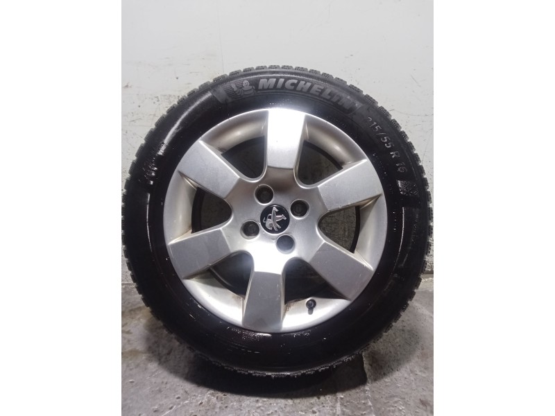 Recambio de juego llantas para peugeot 5008 (0u_, 0e_) 2.0 hdi 150 / bluehdi 150 referencia OEM IAM 215/55 R16 97H  