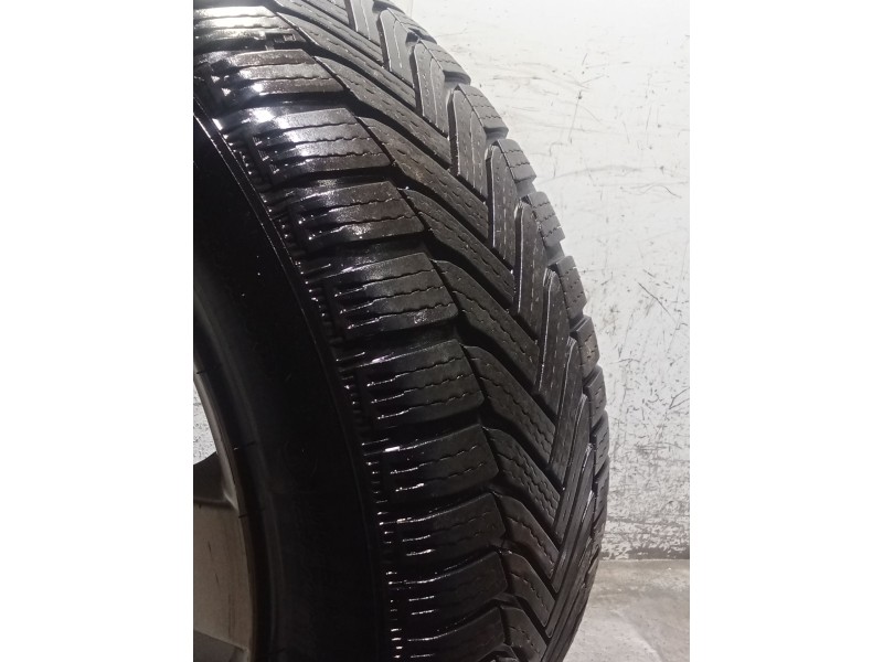 Recambio de juego llantas para peugeot 5008 (0u_, 0e_) 2.0 hdi 150 / bluehdi 150 referencia OEM IAM 215/55 R16 97H  