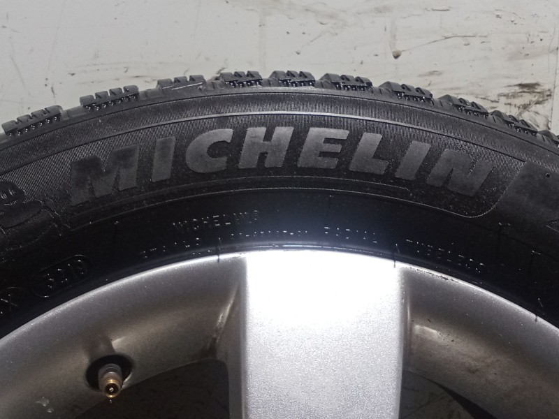 Recambio de juego llantas para peugeot 5008 (0u_, 0e_) 2.0 hdi 150 / bluehdi 150 referencia OEM IAM 215/55 R16 97H  