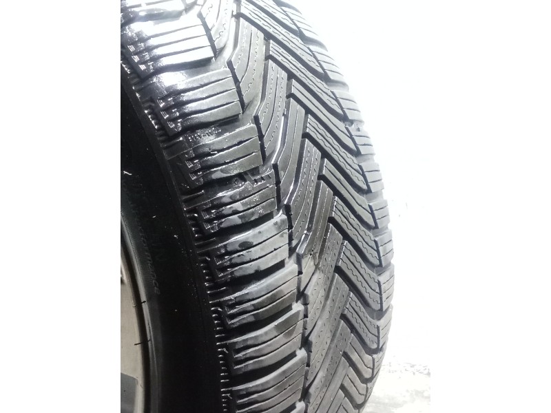 Recambio de juego llantas para peugeot 5008 (0u_, 0e_) 2.0 hdi 150 / bluehdi 150 referencia OEM IAM 215/55 R16 97H  