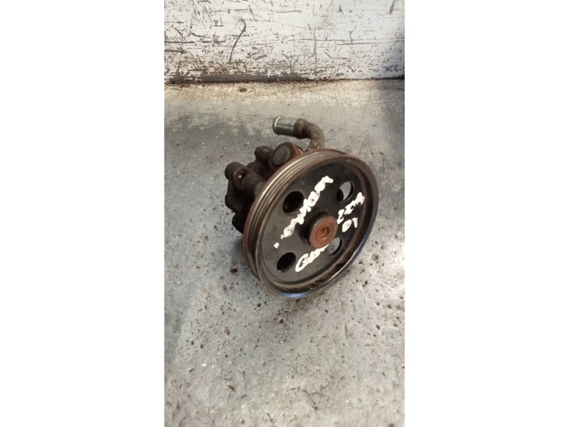 Recambio de bomba direccion para chrysler voyager (rg) 2.8 crd grand voyager limited referencia OEM IAM   