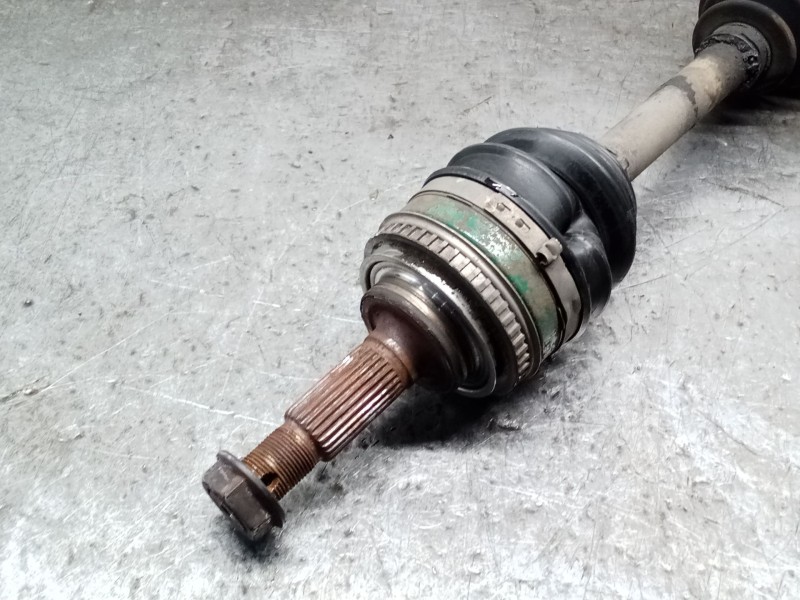 Recambio de transmision delantera izquierda para toyota corolla liftback (_e11_) 2.0 d-4d (cde110_) referencia OEM IAM   