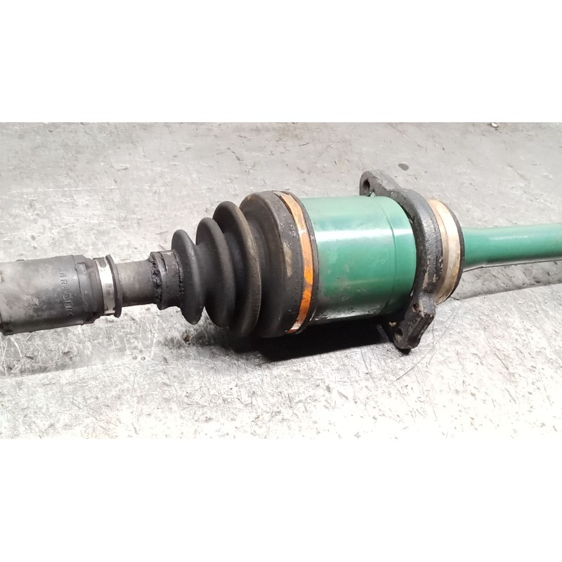 Recambio de transmision delantera derecha para toyota corolla liftback (_e11_) 2.0 d-4d (cde110_) referencia OEM IAM   