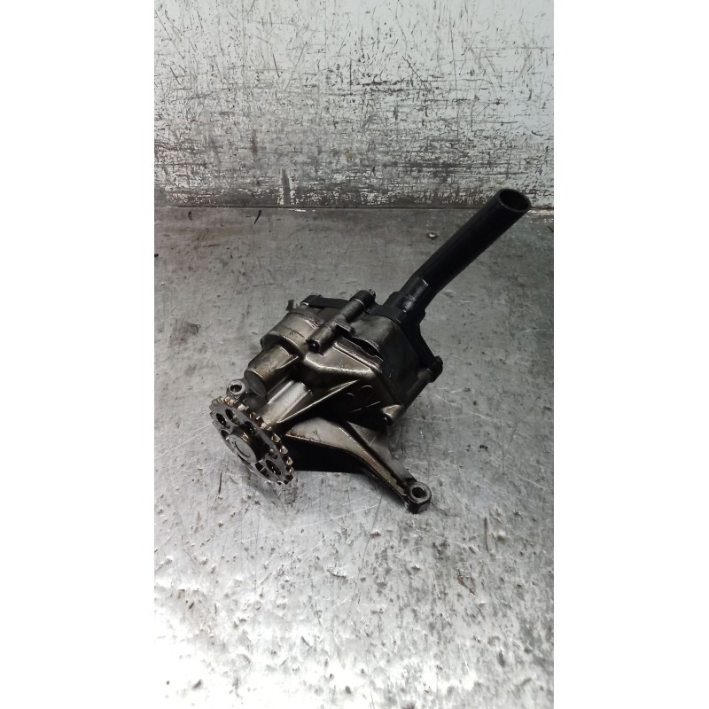 Recambio de bomba aceite para mercedes-benz sprinter 02.00  caja abierta 311 cdi (903.611-612-613) referencia OEM IAM 6061810801