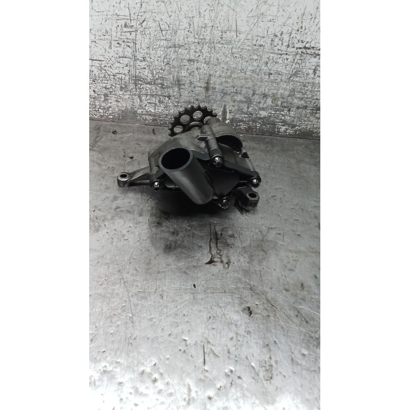 Recambio de bomba aceite para mercedes-benz sprinter 02.00  caja abierta 311 cdi (903.611-612-613) referencia OEM IAM 6061810801