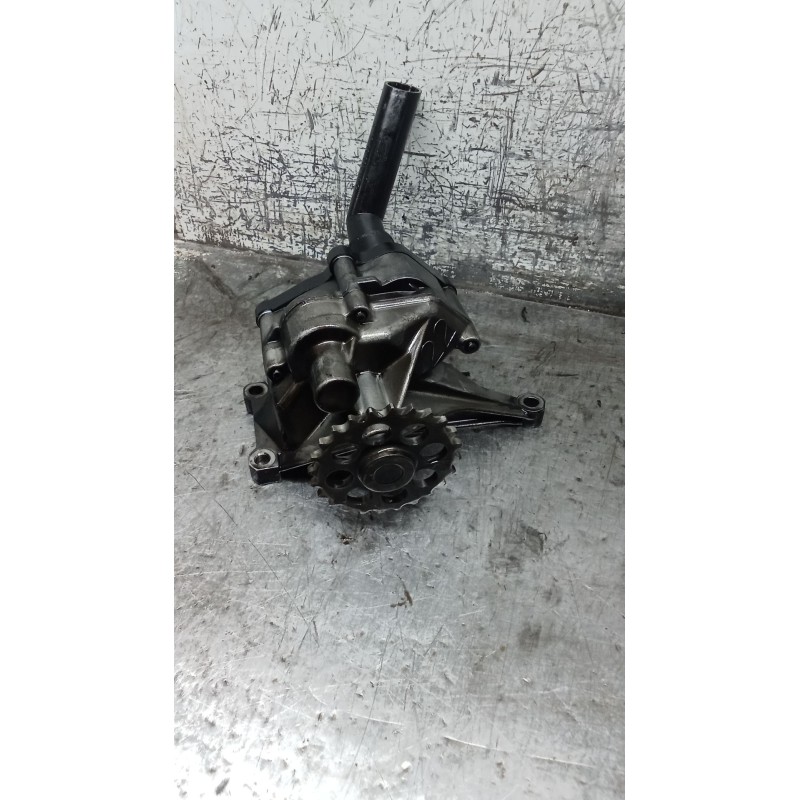 Recambio de bomba aceite para mercedes-benz sprinter 02.00  caja abierta 311 cdi (903.611-612-613) referencia OEM IAM 6061810801