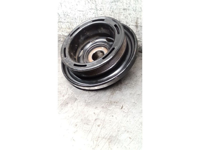 Recambio de polea cigueñal para mercedes-benz sprinter 02.00  caja abierta 311 cdi (903.611-612-613) referencia OEM IAM A6110300