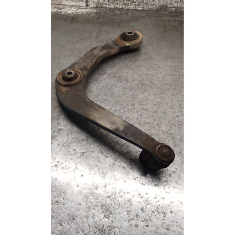 Recambio de brazo suspension inferior delantero derecho para peugeot 206 hatchback (2a/c) 1.4 i referencia OEM IAM   