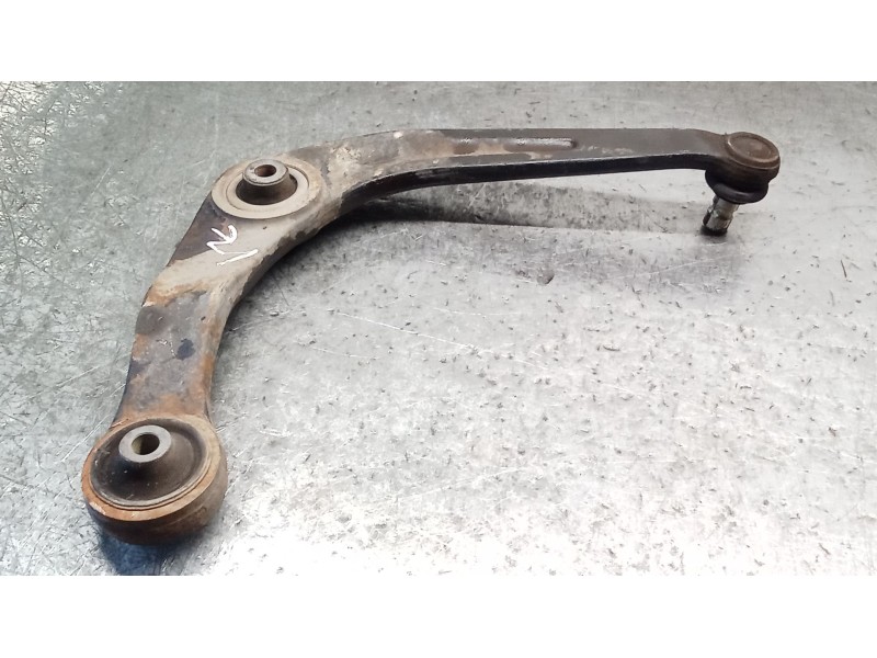 Recambio de brazo suspension inferior delantero izquierdo para peugeot 206 hatchback (2a/c) 1.4 i referencia OEM IAM   