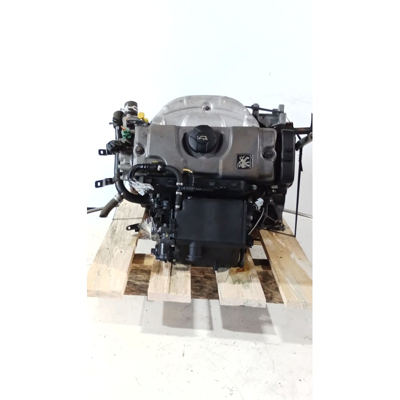 Recambio de motor completo para peugeot 206 hatchback (2a/c) 1.4 i referencia OEM IAM KFX 10FS8U  2850511